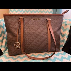 Michael Kors Sady Tote - Like New